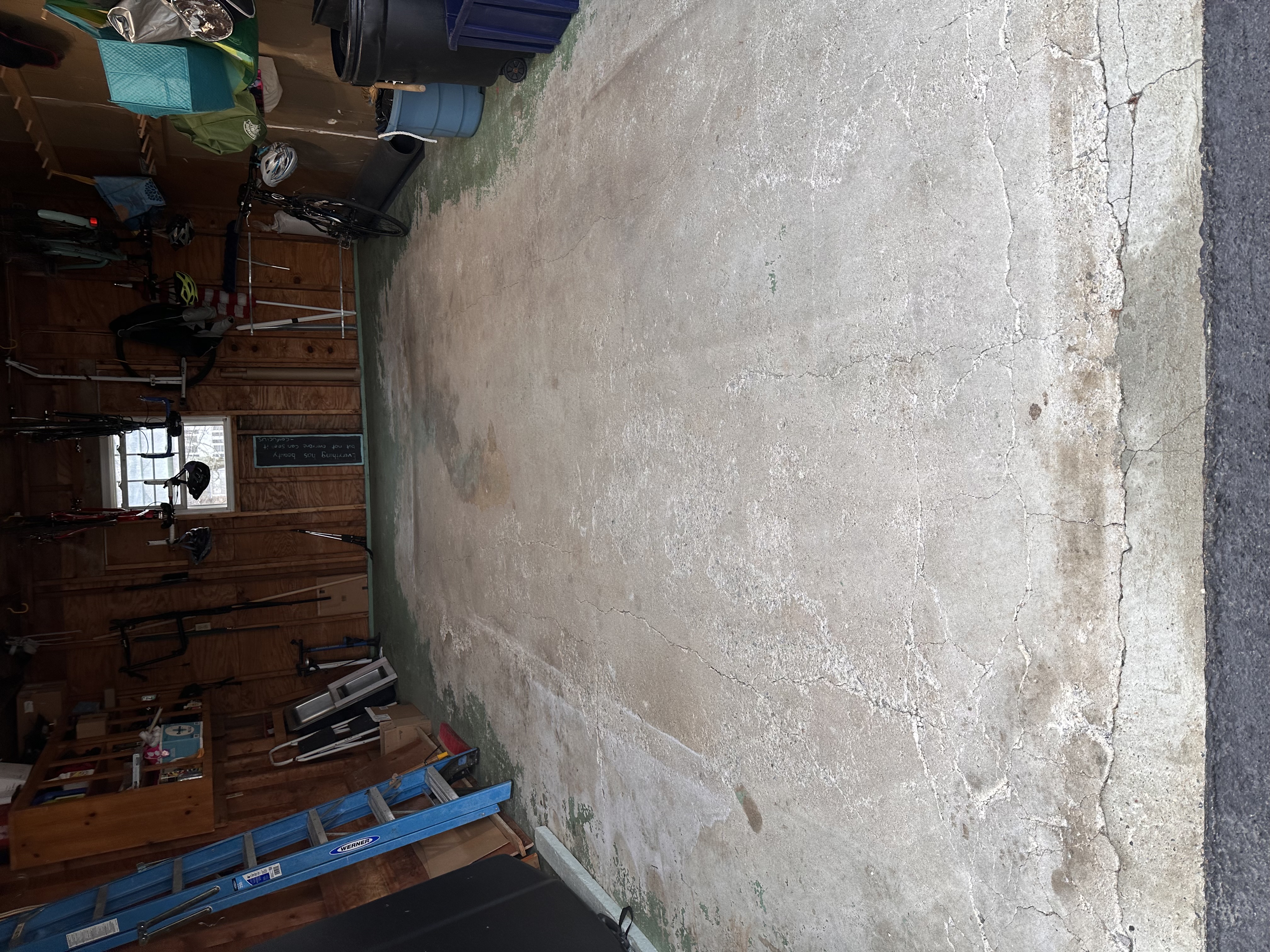 Upper level garage floor